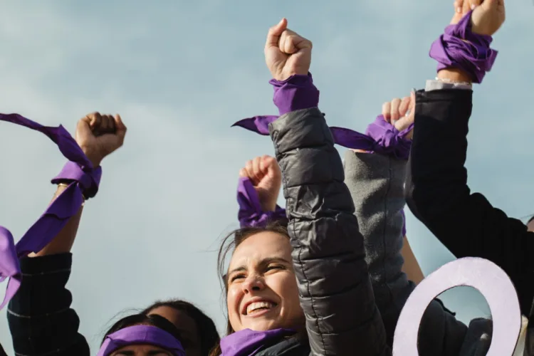 Cada 8 de marzo el mundo conmemora el Día Internacional de la Mujer, para recordar las luchas y logros que han conquistado las mujeres en las áreas culturas, políticas y económicas para hacer del mundo un lugar más justo y equitativo.