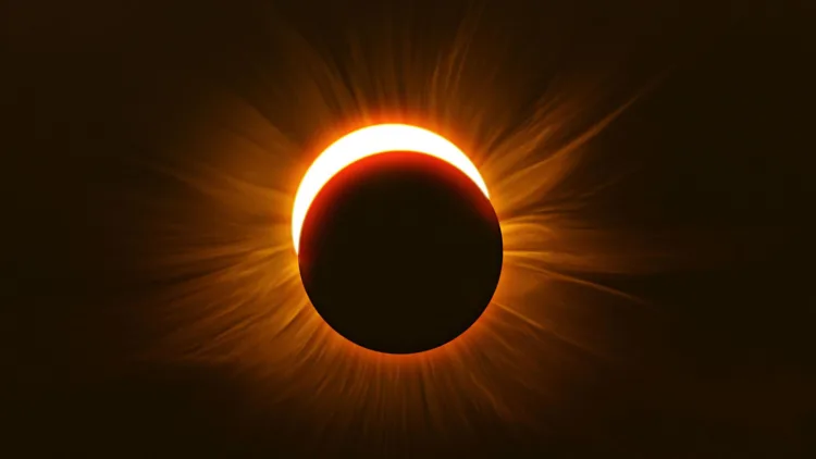 Este fin de semana ocurrirá un eclipse solar parcial, que será visible en algunas zonas de la tierra, especialmente las más septentrionales. Desde el punto de vista geográfico, Venezuela no podrá vivir el fenómeno.