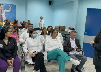 implantes cocleares