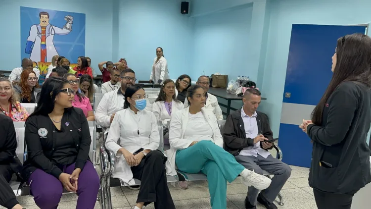 implantes cocleares