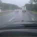 En horas de la mañanas de este miércoles, una unidad de transporte colectivo perdió el control y se descarriló en la Autopista Regional del Centro.