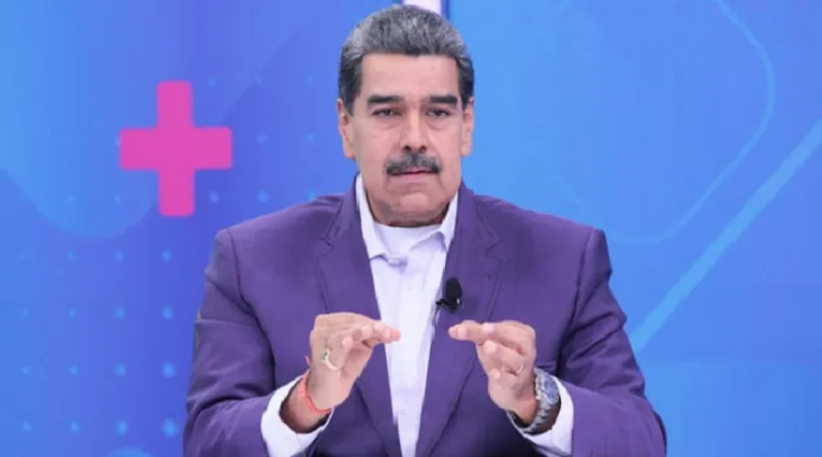 El Ejecutivo nacional ha anunciado el lanzamiento del programa "El Fútbol va a la Escuela", que tendrá lugar en más de 3 mil escuelas de todo el país.