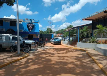 Un mecánico de 44 años de edad falleció este lunes en el municipio Los Guayos, luego de que un vehículo le cayera encima durante un proceso de reparación.