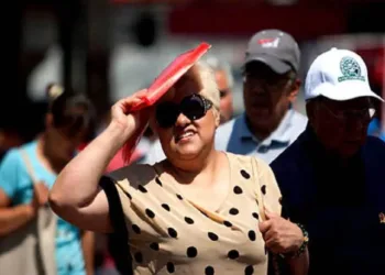 El reconocido rescatista Jacobo Vidarte advirtió que en el territorio ya se vive la temporada más calurosa del año y sugirió modificar algunos hábitos para evitar riesgos.