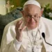 El jefe médico del equipo de salud del papa Francisco aseguró que el pontífice estuvo muy cerca de morir durante el periodo en el que estuvo internado por complicaciones respiratorias.