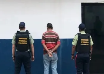 Un sujeto fue detenido en la parroquia Candelaria del municipio Valencia, acusado de haber abusado de su sobrino de 7 años de edad.