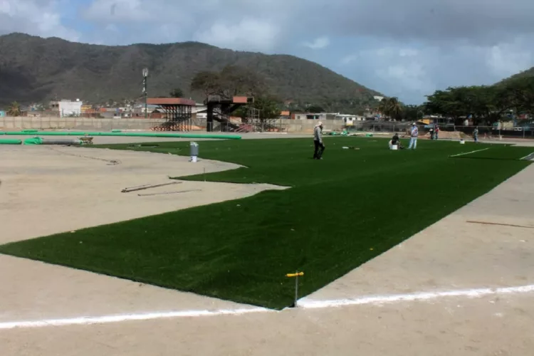 La alcaldía del municipio Puerto Cabello avanza en la rehabilitación del Complejo Deportivo Los Criollitos, que se encuentra ubicado en el sector Santa Cruz.