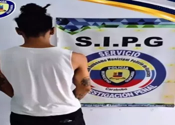 Un hombre fue detenido en Guacara por haber agredido a una mujer. La aprehensión estuvo a cargo de funcionarios de la Policía Municipal.
