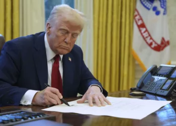 El Ejecutivo estadounidense podría llegar a aumentar los aranceles a China a un total del 104%, luego del vencimiento del plazo para que el gigante asiático remueva la carga arancelaria anunciada en respuesta a Washington.