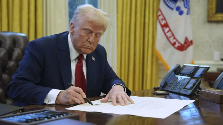 El Ejecutivo estadounidense podría llegar a aumentar los aranceles a China a un total del 104%, luego del vencimiento del plazo para que el gigante asiático remueva la carga arancelaria anunciada en respuesta a Washington.