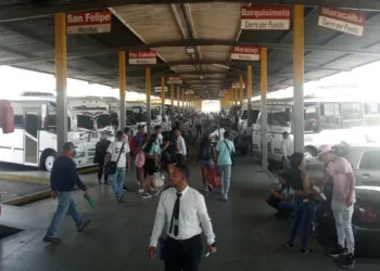 Una alta recurrencia de pasajeros se ha registrado en el terminal de pasajeros del Big Low Center durante esta Semana Santa.
