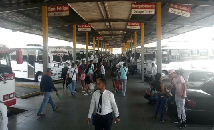 Una alta recurrencia de pasajeros se ha registrado en el terminal de pasajeros del Big Low Center durante esta Semana Santa.