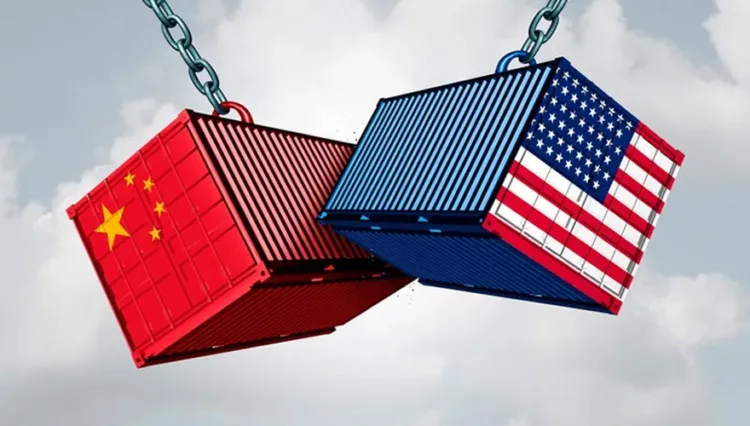 El Consejo de Estado de China anunció este viernes que elevaría la tasa arancelaria sobre productos provenientes de los Estados Unidos, de un 84 al 125 %.