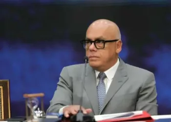 El presidente de la Asamblea Nacional, Jorge Rodríguez, aseguró que los migrantes venezolanos que se encontraban en Guantánamo ya han retornado al país.