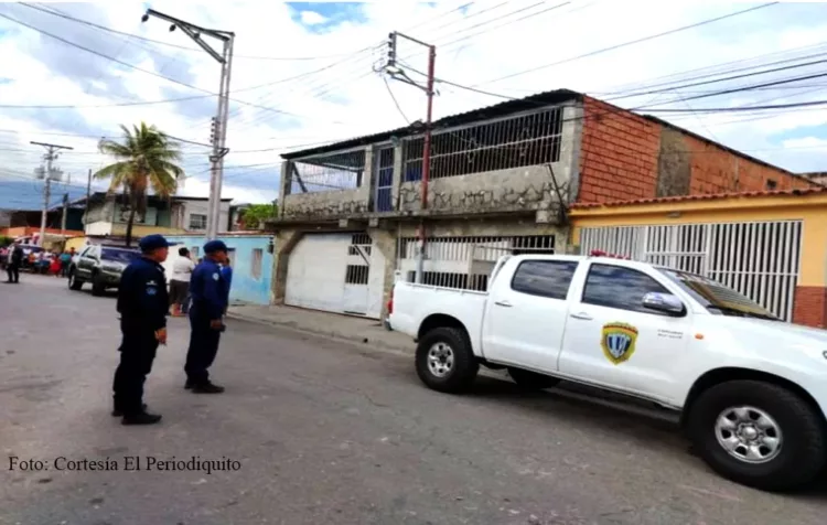 Una mujer de 44 años fue hallada muerta junto a los cadáveres de sus hijos de 5 y 6 años en la comunidad de Sorocaima III, municipio Santiago Mariño, estado Aragua.
