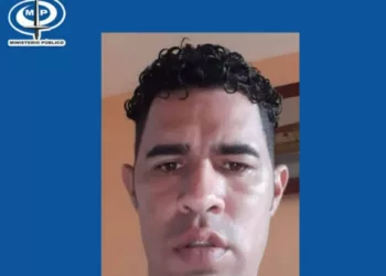 30 años para ex profesor