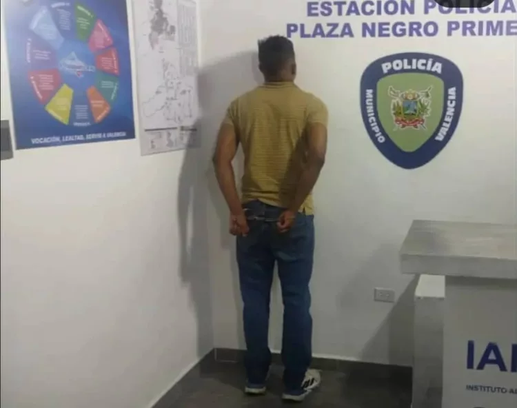 diez hombres solicitados