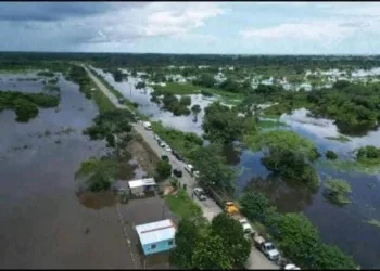 Se inundó