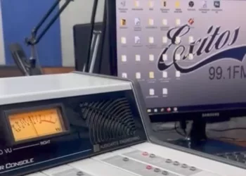 Activa emisora Éxitos 99.1 FM