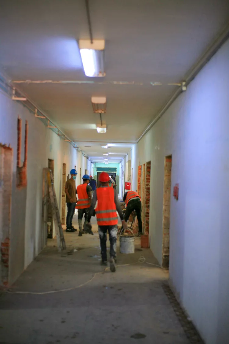 Avanzan trabajos de remodelación en la CHET