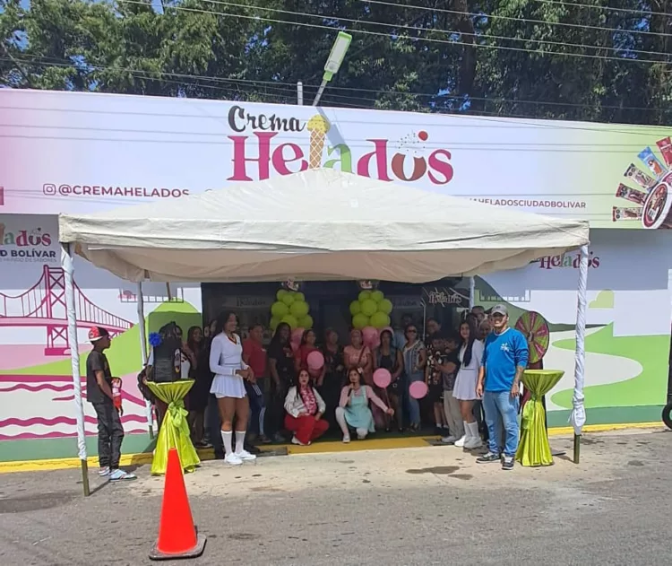 Crema Helados inauguró nueva franquicia