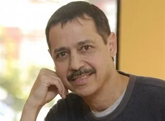 Eddie Santiago
