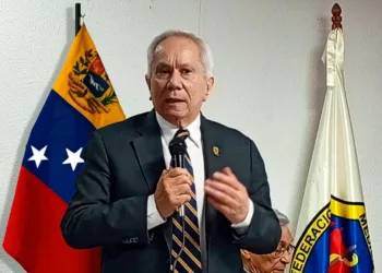 Suspenderán a médicos que incurran en promoción