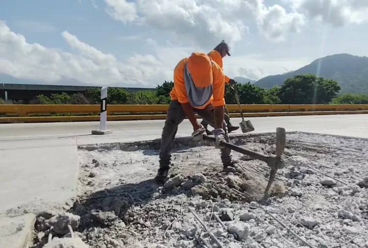 reparación en viaducto La Cabrera