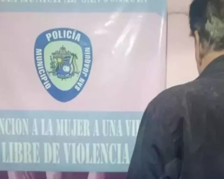 Detenido por golpear a una mujer