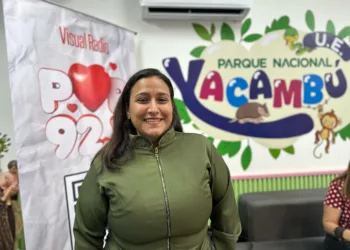 La profesora Yessimar Sehiisom
