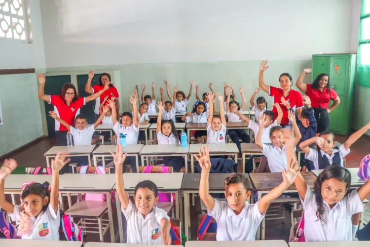 actividades en más de mil 500 escuelas