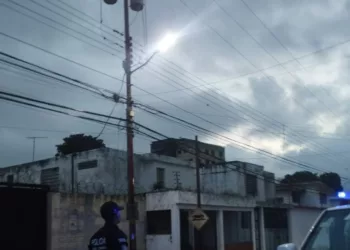 75 horas sin electricidad
