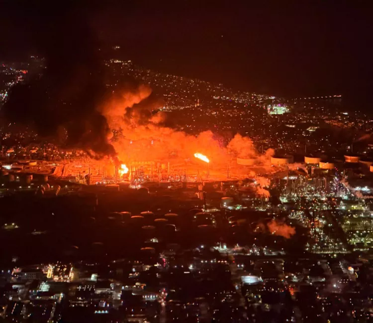 Explosión en refinería