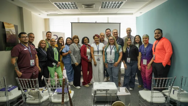 Médicos veterinarios