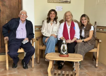 honor a la Virgen del Socorro