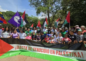 por la paz y soberanía