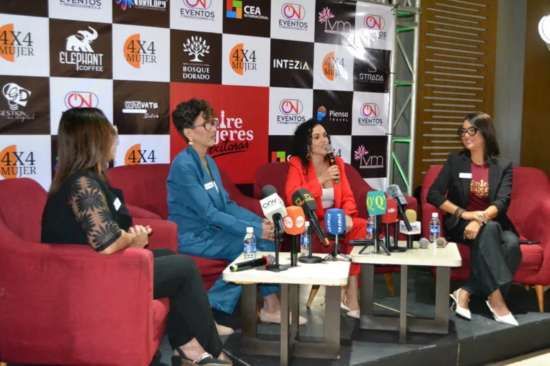 Entre Mujeres Exitosas” a beneficio de la fundación Oncopedia