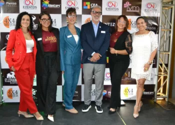 Entre Mujeres Exitosas” a beneficio de la fundación Oncopedia