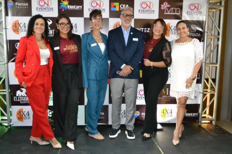 Entre Mujeres Exitosas” a beneficio de la fundación Oncopedia