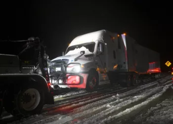 muertos durante tormentas al Sur de California