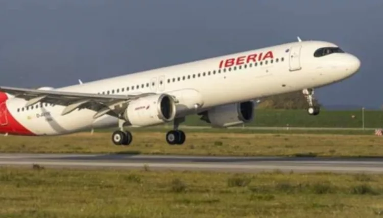 Aerolínea Iberia evalúa