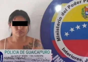 por maltrato y amenaza