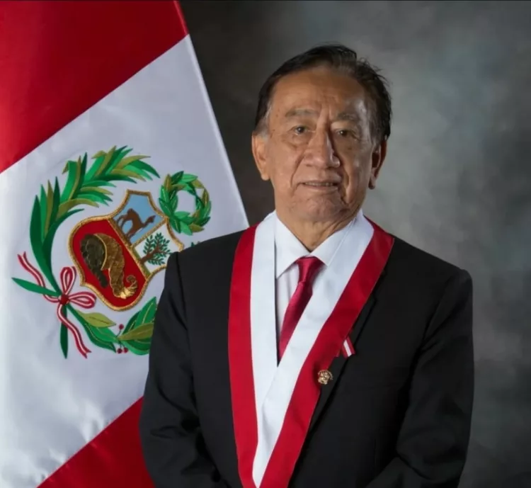 Hay nuevo Presidente en Perú José María Balcázar