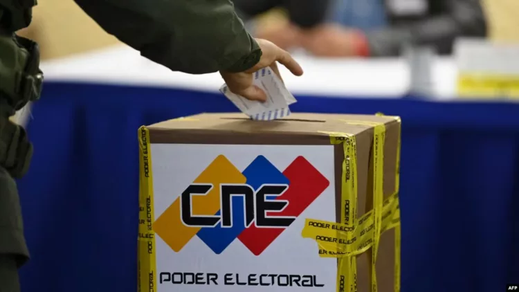 Unos 47 mil consejos comunales del país presentaron sus proyectos.