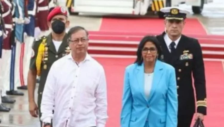 Cumbre Binacional
