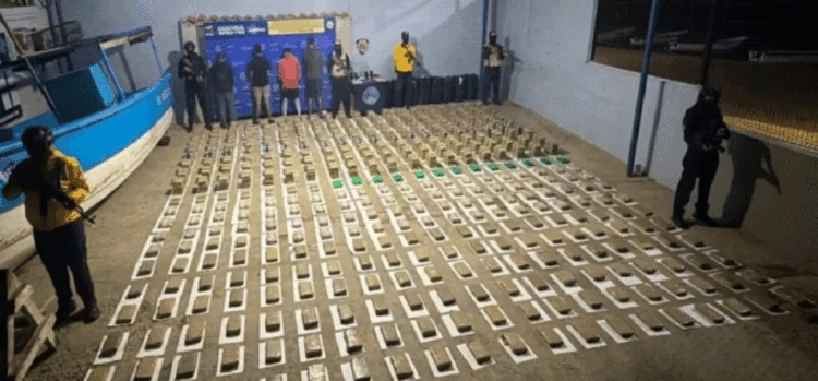 Incauta 583 kilogramos de marihuana y detiene a cuatro hombres en Falcón.