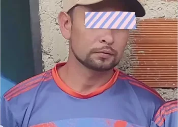 embarazó a su hija