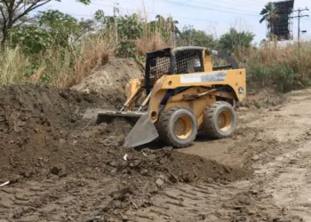 mantenimiento en el río