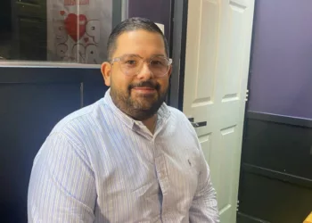 Dr. Javier Vallés
