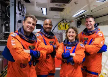 Los ocupantes de la cápsula Orion: Reid Wiseman, Victor Glover, Christina Koch y Jeremy Hansen.